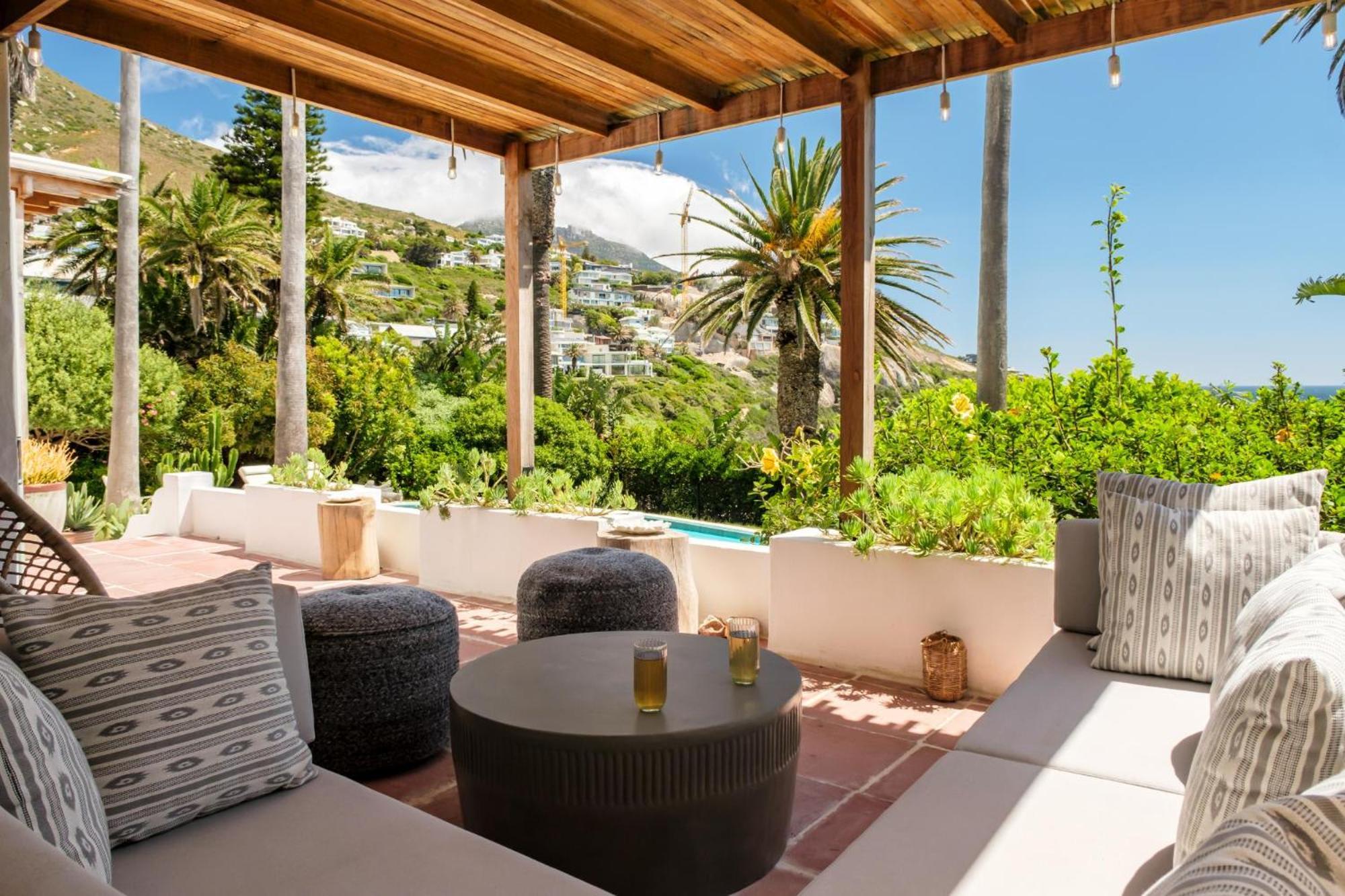 Holiday home Solmara House